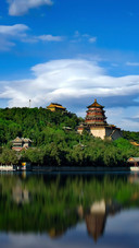 A city with a comfortable climate 28