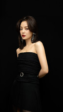 冷艳美女辛芷蕾