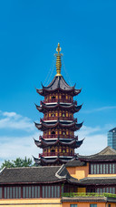 “以假乱真”的雷峰塔