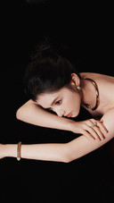 张婧仪红裙自带气场