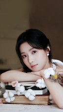 卢昱晓美成白月光