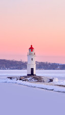 Egersheld lighthouse on the tip of the Peninsula shkot