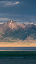 Sunlight on Mount Jinshan, Sacred Lake with Tibetan Charm