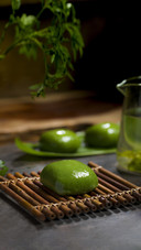Green Groups on Qingming Festival