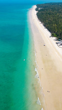 Fresh and blue sea island scenery 2