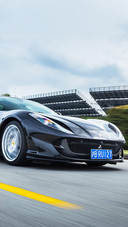 法拉利812Superfast