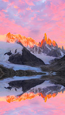 Cerro Torre mountain and lake at sunrise