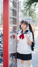 可爱的水手服少女