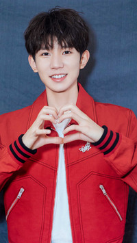 花美男小王子王源