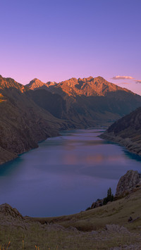 Zhaosu jade lake is bathed in sunlight over the golden