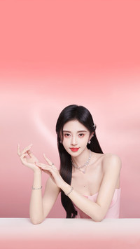 鞠婧祎邂逅少女“粉”