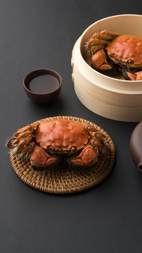Steaming crabs like this makes them fresher and more