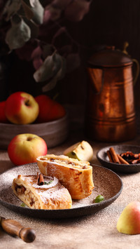 Unlock Cinnamon Apple Rolls 32