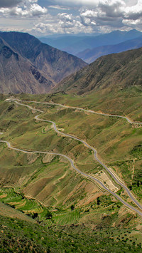 The seventytwo bends of the nujiang river