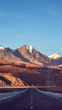 The roads in the tibetan area