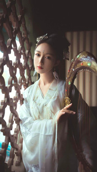 华美的古代女子头饰