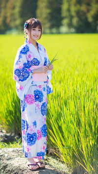 令人惊艳的日式美女