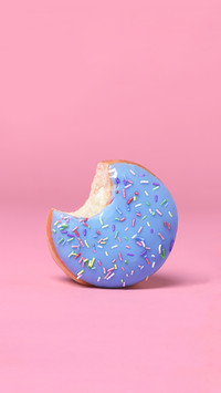 People with girlish hearts love donuts