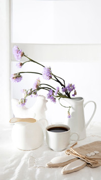 Festive table decoration for Easter