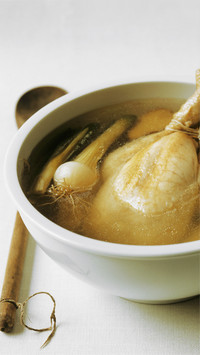 新鲜美味鸡汤