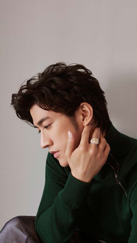 李治廷
