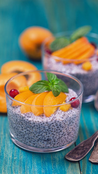 Chia seed pudding with fresh apicots
