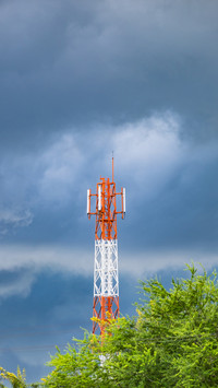 Henan communication equipment under emergency repair 85