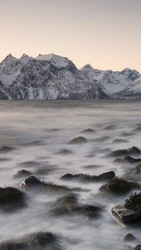 L  gen alps beach in norway