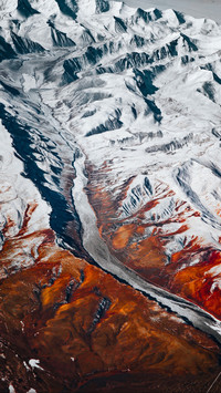 The color of the earth