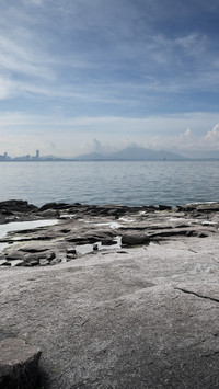The reef platform where the sea meets the sky