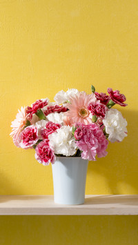 What are the commonly used fresh cut flowers