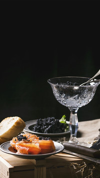 Why caviar is praised by the West 4