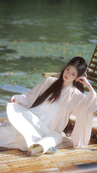 美人妆-锐景创意