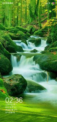 山间流水