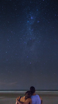 星空情侣-【视觉中国】