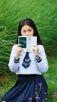 制服女孩的夏日私语