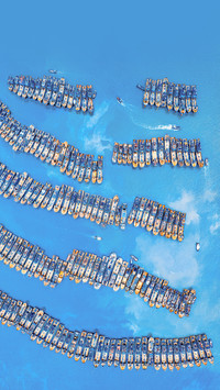 Returning fishing boats draw the sea matrix 2