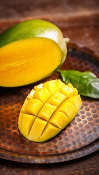 Mango can still eat like this