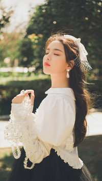 “人间锦鲤”杨超越