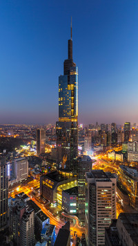 璀璨灯光扮靓城市夜景
