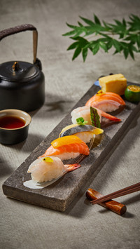 Delicious and Beautiful Sushi 3