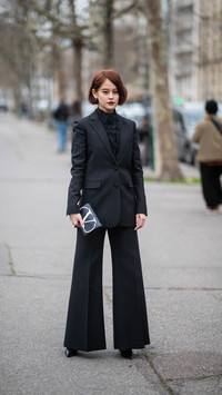 How should I wear wide leg pants 41