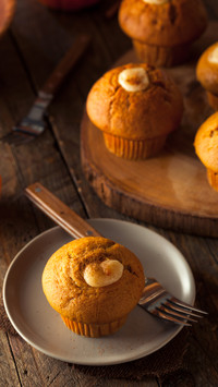 Homemade Pumpkin Spice Muffins with Cream Cheese Frosting