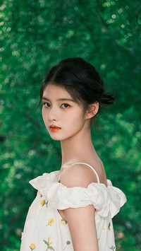 艾米林间绿野少女