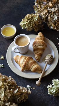Do you know the history of croissants 01
