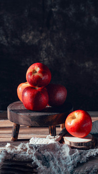 Why is apple the king of fruits