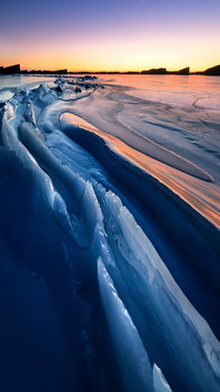 Cracked ice frost pattern