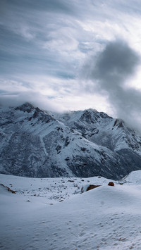 最美六千米山峰雀儿山