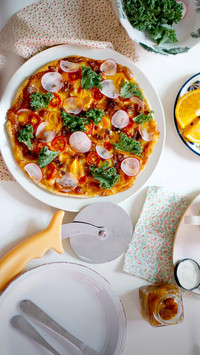 Teach you how to make mixed egg pizza 5