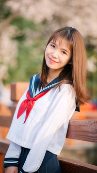 校服怎么穿更美